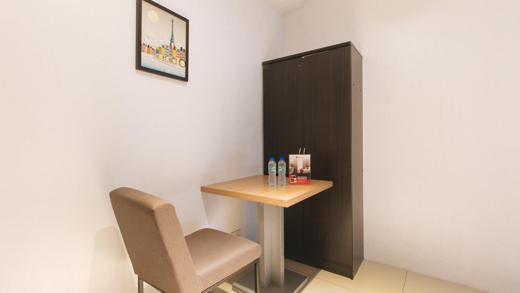 Reddoorz @ Melbourne Suites Makati Makati City Extérieur photo