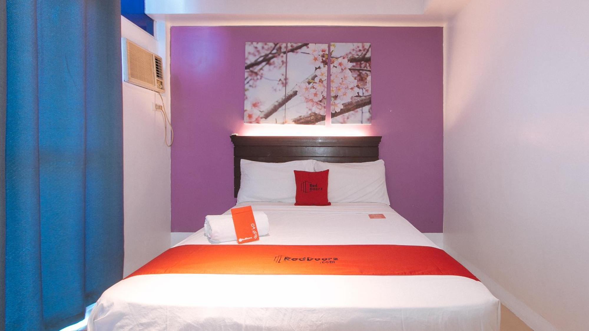 Reddoorz @ Melbourne Suites Makati Makati City Extérieur photo